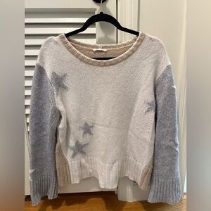 Splendid Collection Cream and Gray Star Sweater